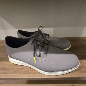 Men's Gray Shoes